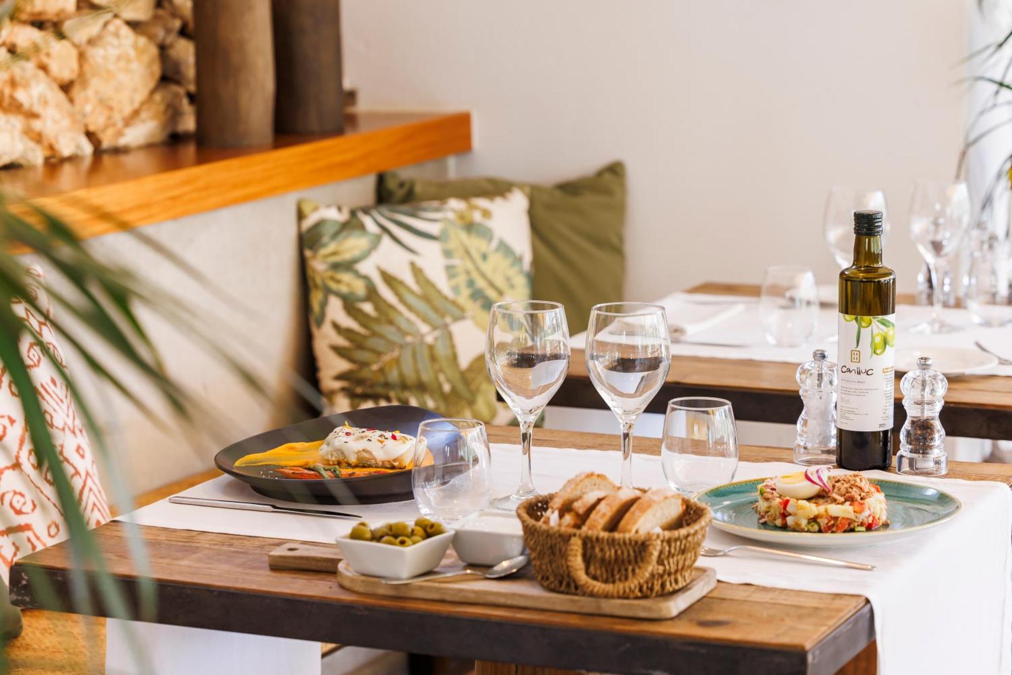 Can Lluc Boutique Hotel & Luxury Villas San Rafael De Sa Creu Bagian luar foto